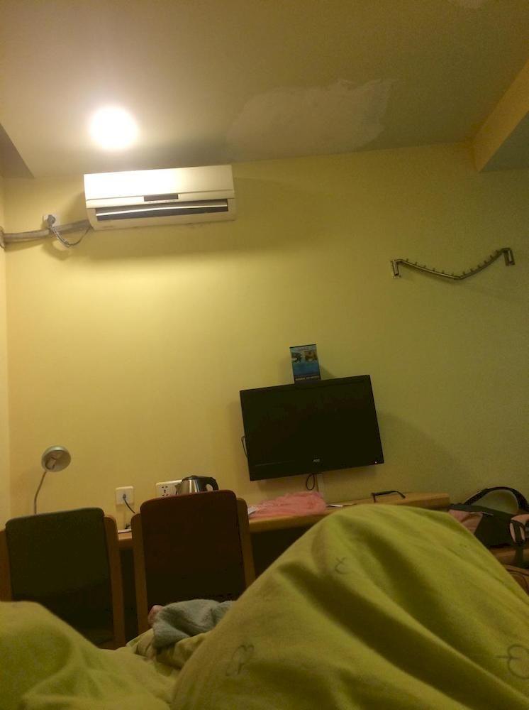 Home Inn Guangzhou Guangdong University Of Foreign Studies Baiyun Avenue Luaran gambar