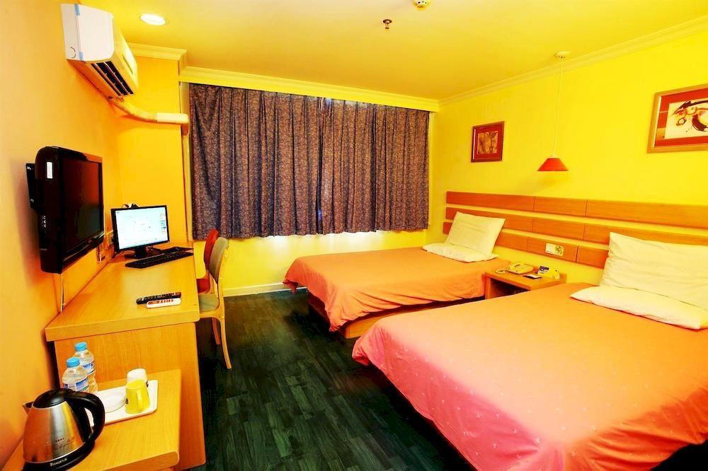 Home Inn Guangzhou Guangdong University Of Foreign Studies Baiyun Avenue Luaran gambar