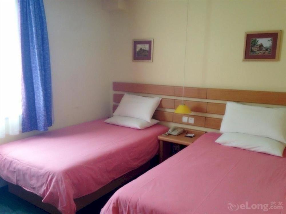 Home Inn Guangzhou Guangdong University Of Foreign Studies Baiyun Avenue Luaran gambar