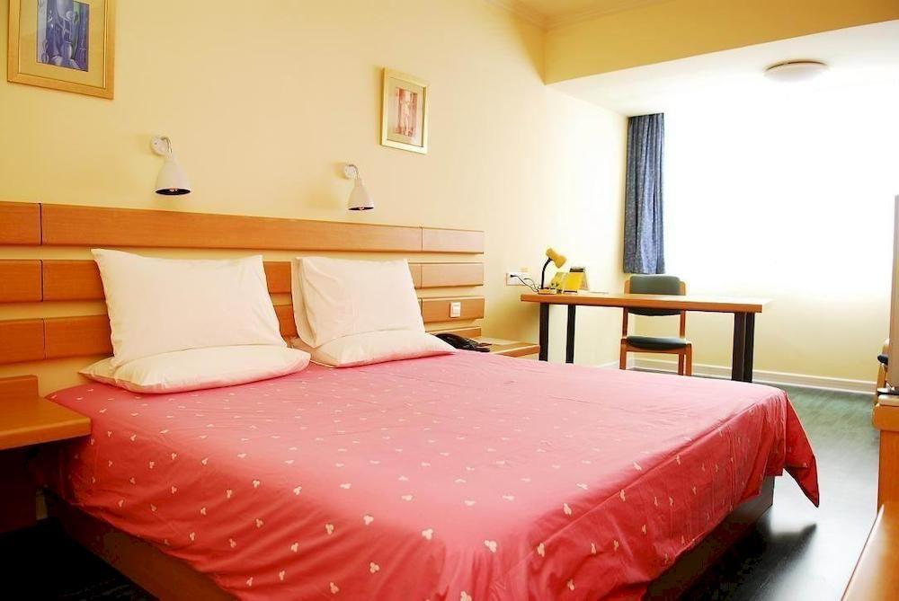 Home Inn Guangzhou Guangdong University Of Foreign Studies Baiyun Avenue Luaran gambar