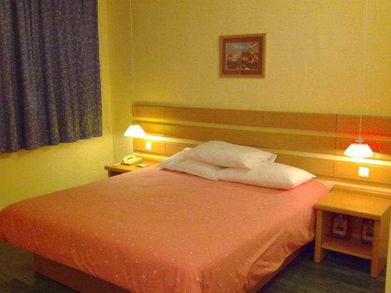 Home Inn Guangzhou Guangdong University Of Foreign Studies Baiyun Avenue Luaran gambar